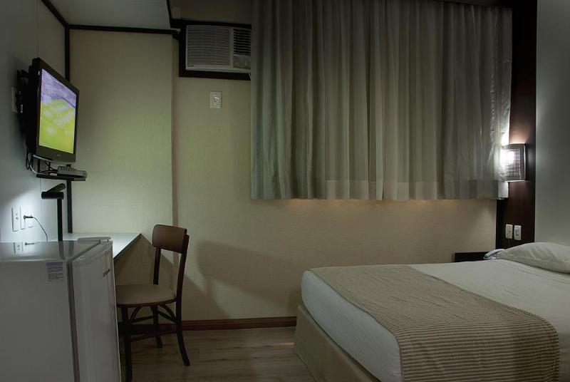 Master Express Moinhos De Vento Hotel Porto Alegre Kültér fotó